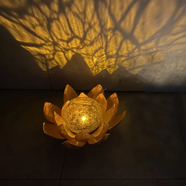 Lotus Shaped Garden Solar Lights Cracked Glass Ball Garden Lamp